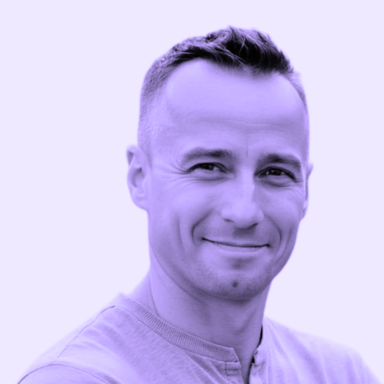 Chief Content Creator oraz mentor w Fundacji „Trampki na Giełdzie”, doradca, ekspert, edukator z ponad 20-letnim doświadczeniem pracy w funduszach inwestycyjnych i domach maklerskich; przeszło dekadę pracował w Citi Handlowy jako ekspert walutowy. Prelegent na konferencjach m.in. Women Invest, Invest Cuffs. Prowadzi warsztaty związane z rynkiem finansowym dla dzieci, młodzieży i dorosłych. Wraz synami tworzy materiały edukacyjne – książki i gry.