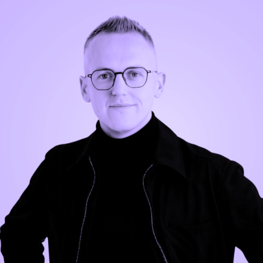 Przedsiębiorca, szkoleniowiec, konsultant biznesowy, wykładowca akademicki z zakresu marketingu i budowania marki. Wspiera lokalne środowiska start-upowe. Organizator cyklicznych wydarzeń networkingowych dla marketerów i przedstawicieli MŚP. Twórca kursu video poświęconego wykorzystaniu serwisu LinkedIn w budowaniu marki osobistej, wydanego przez grupę Helion. Na Instagramie znany jako @panwykladowca.