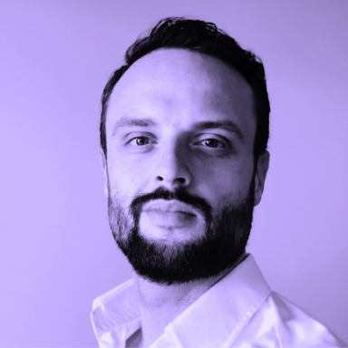 Doświadczony menedżer z ponad 16-letnim stażem w międzynarodowej bankowości korporacyjnej.Pełni funkcję Head of Corporate & Sponsor Finance w Citi Commercial Bank Polska. W swojej codziennej pracy odpowiada za strukturyzowanie i realizację transakcji kredytowych dladużych przedsiębiorstw, ze szczególnym uwzględnieniem obszaru finansowania przez sponsorów finansowych. Przed objęciem obecnego stanowiska w Citi, od 2021 zajmował pozycję Starszego Bankiera Korporacyjnego, a wcześniej przez blisko 11 lat rozwijał swoją karierę w DNB Bank Polska.